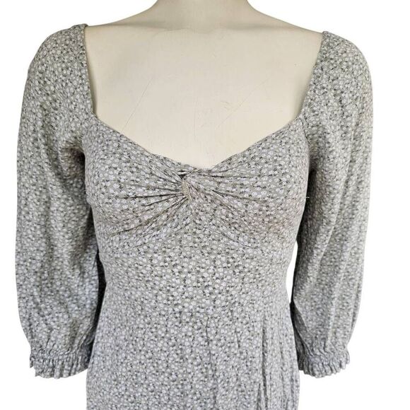 Hollister XS Gray Floral Mini Dress Long Sleeve Smocked Back Sweetheart - Picture 2 of 10